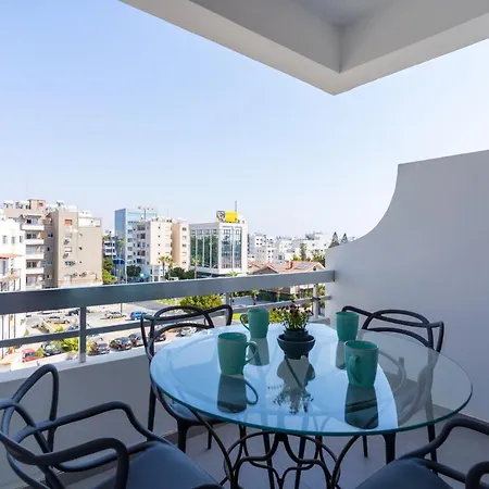 Apartment Citrus 3-bedroom In *