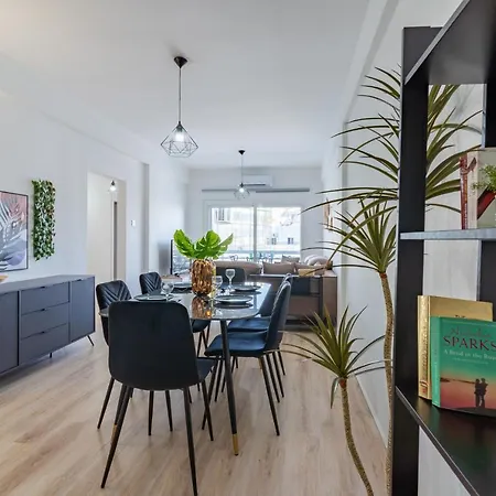 Apartment Citrus 3-bedroom In
