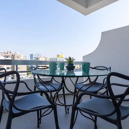 Citrus 3-bedroom In شقة *