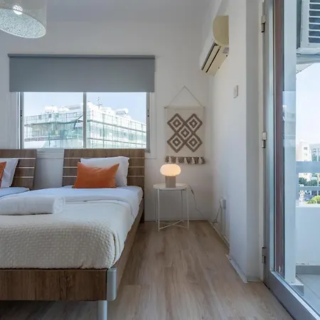 Citrus 3-bedroom In لارنكا
